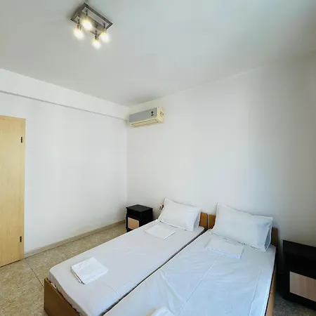 Sunny House 304 Three Bedroom