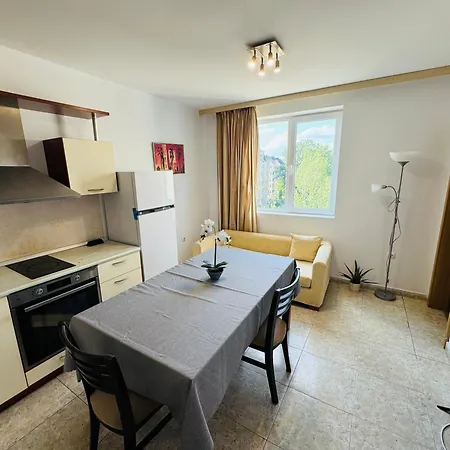Apartment Sunny House 304 Three Bedroom