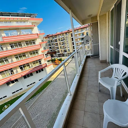Sunny House 304 Three Bedroom *