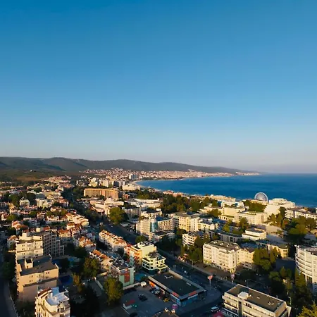 Sunny House 304 Three Bedroom Apartman *