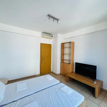 Sunny House 304 Three Bedroom