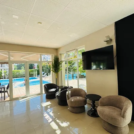 Sunny House 304 Three Bedroom Apartman